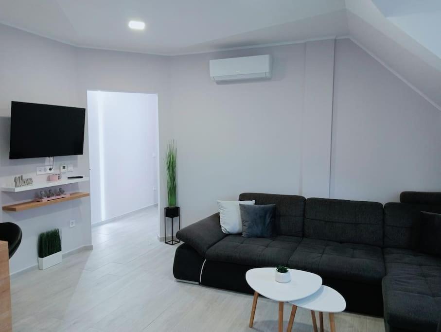Star Apartman Zalacsány Екстериор снимка